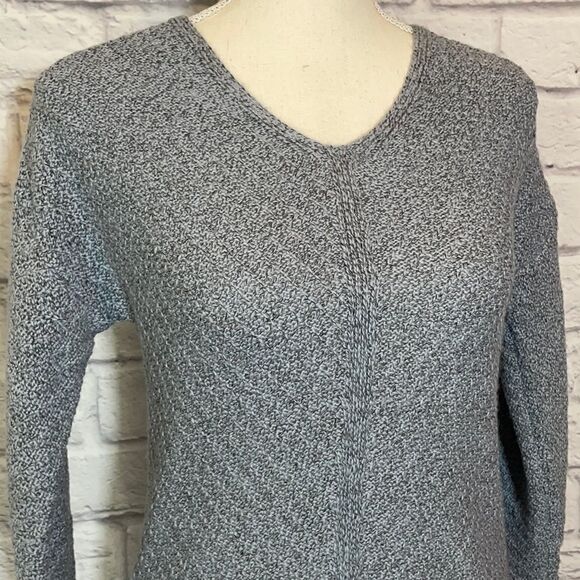 RICKI'S 3/4 Sleeve Sweater Size Extra Small - Picture 3 of 9